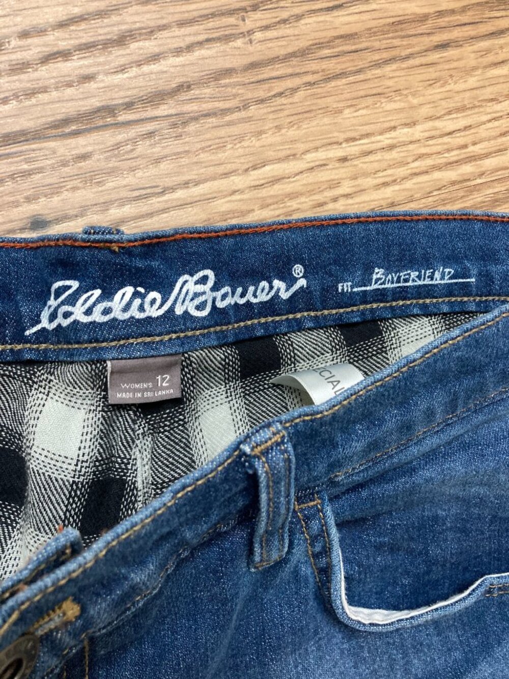 Eddie Bauer Boyfriend Jeans Womens 12 (actual 37x31) Blue Denim - Picture 3 of 6